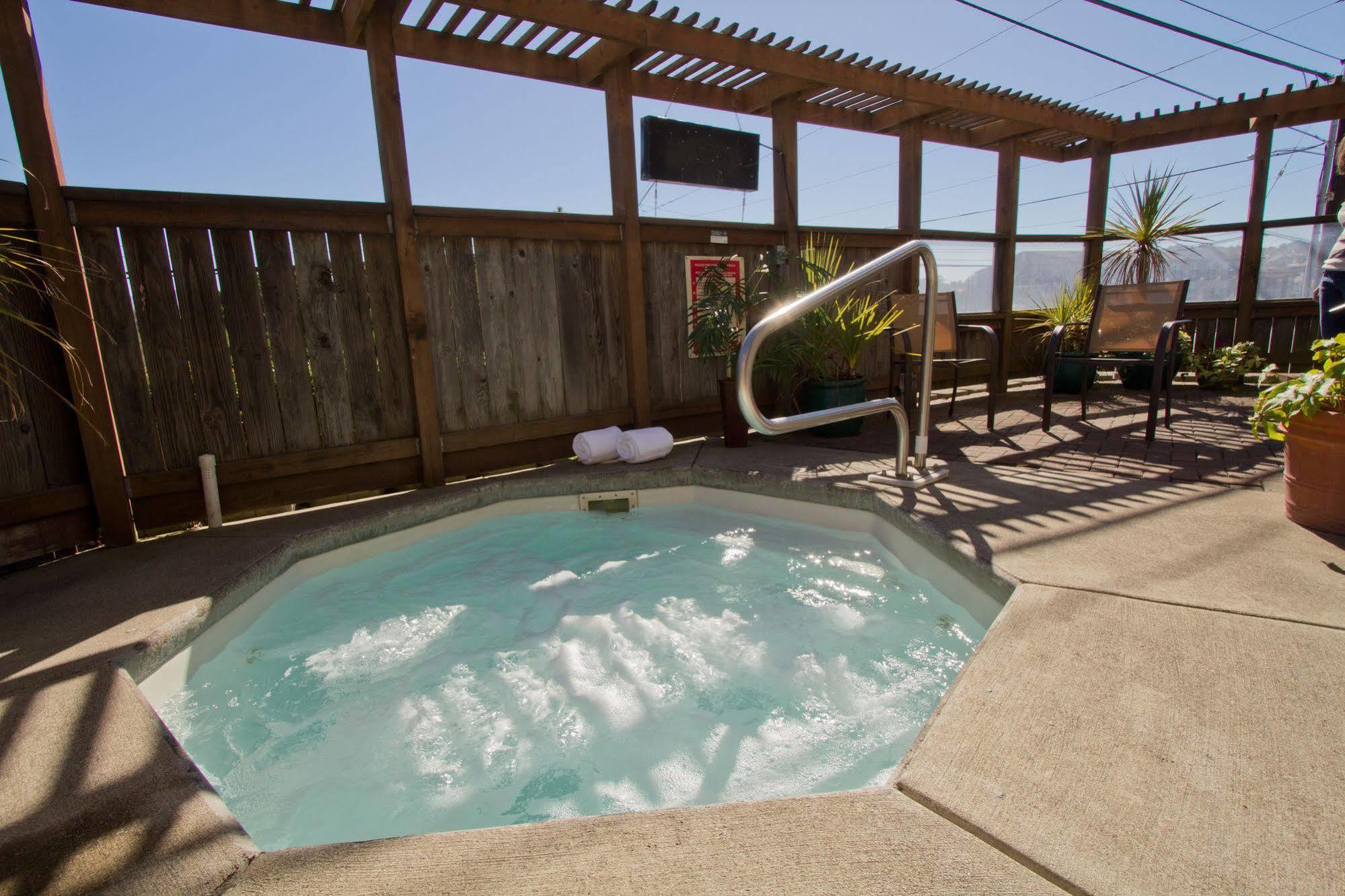 Shearwater Inn Lincoln City Exterior foto